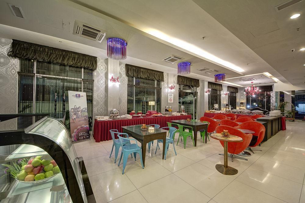 Arenaa Deluxe Hotel Malacca Εξωτερικό φωτογραφία